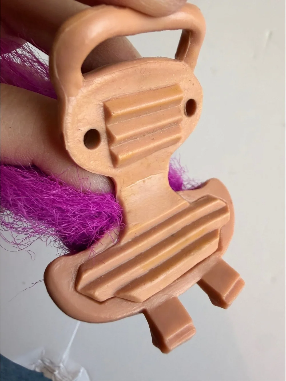 Vintage 90s DAM Troll Head Shoelace Clip